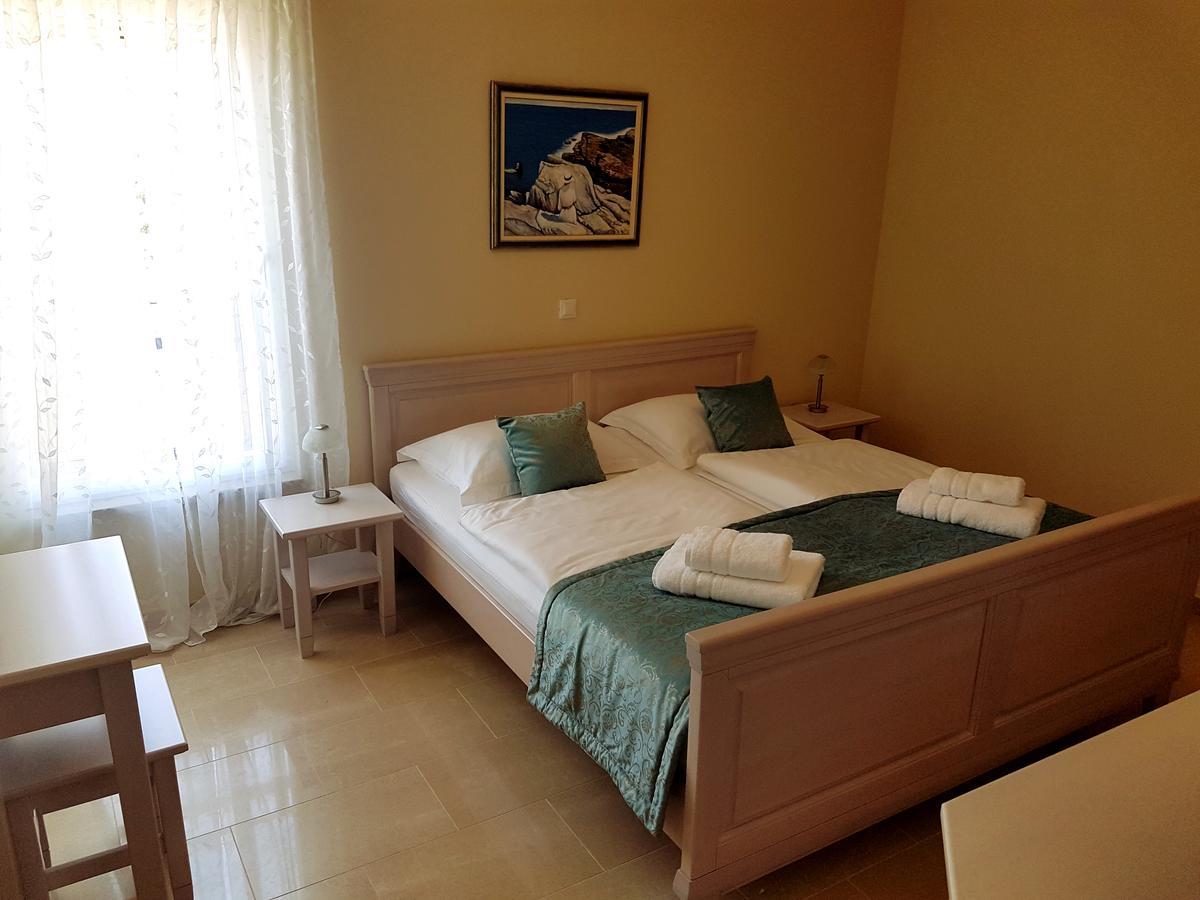 Villa Elena Sevid Ngoại thất bức ảnh