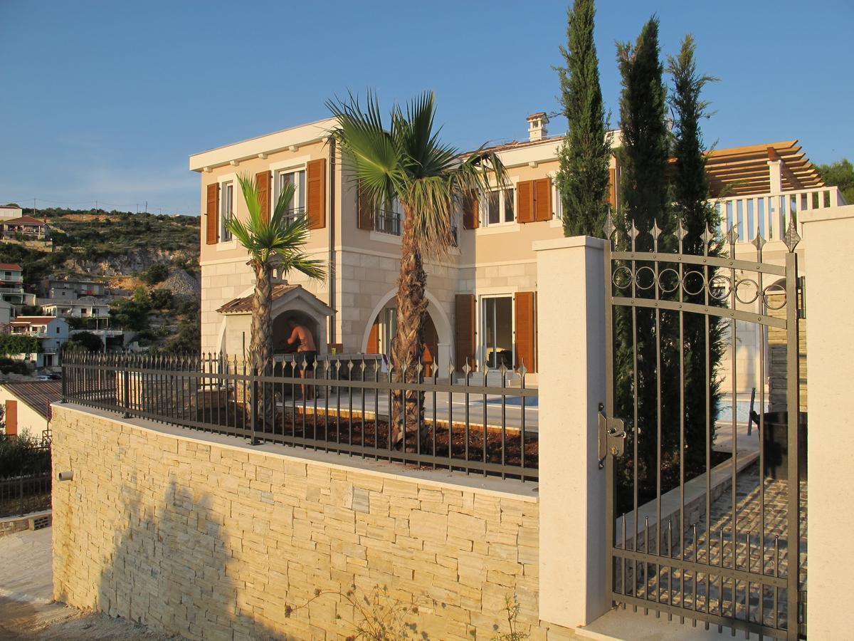 Villa Elena Sevid Ngoại thất bức ảnh